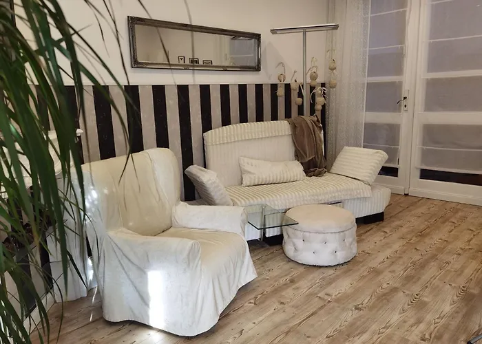 Alte Bank Apartment Rödental