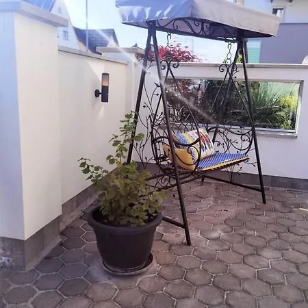 Alte Bank Apartment
